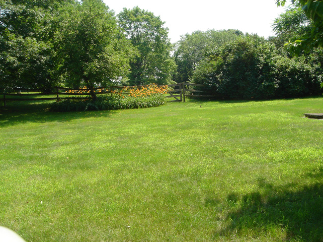 Huber Gallery grounds